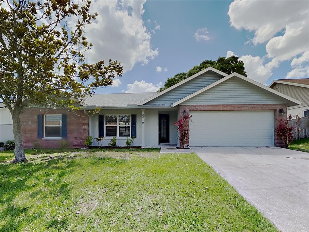 2810 MANOR HILL DRIVE BRANDON, FL 33511