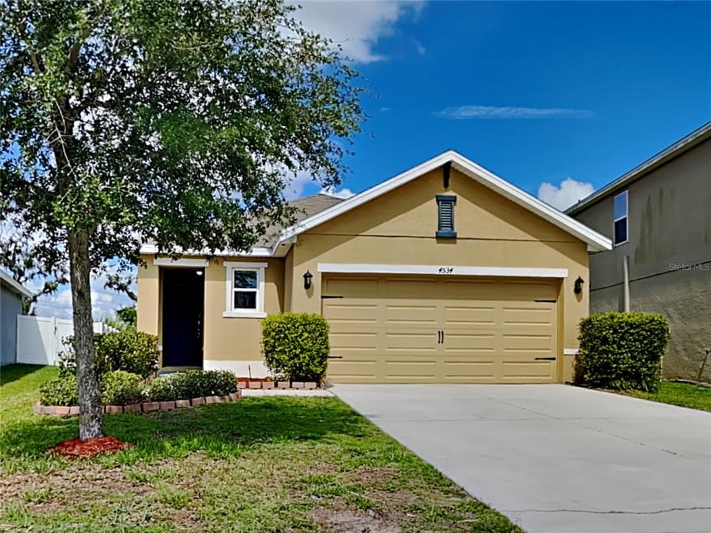 4534 LINDEVER LANE PALMETTO, FL 34221