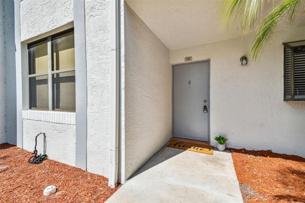 1967 CORMORANT COURT UNIT 515 CLEARWATER, FL 33762