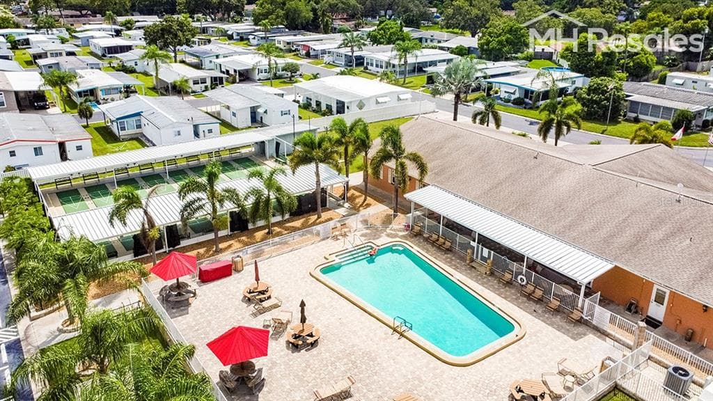 12651 SEMINOLE BOULEVARD UNIT 20E LARGO, FL 33778