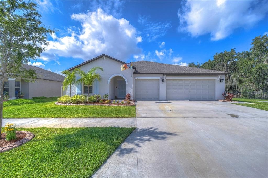 10705 SAGE CANYON DRIVE RIVERVIEW, FL 33578