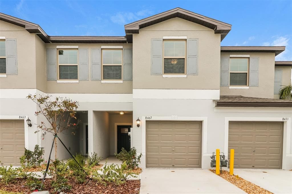 8467 DRUID OAKS LANE NEW PORT RICHEY, FL 34655