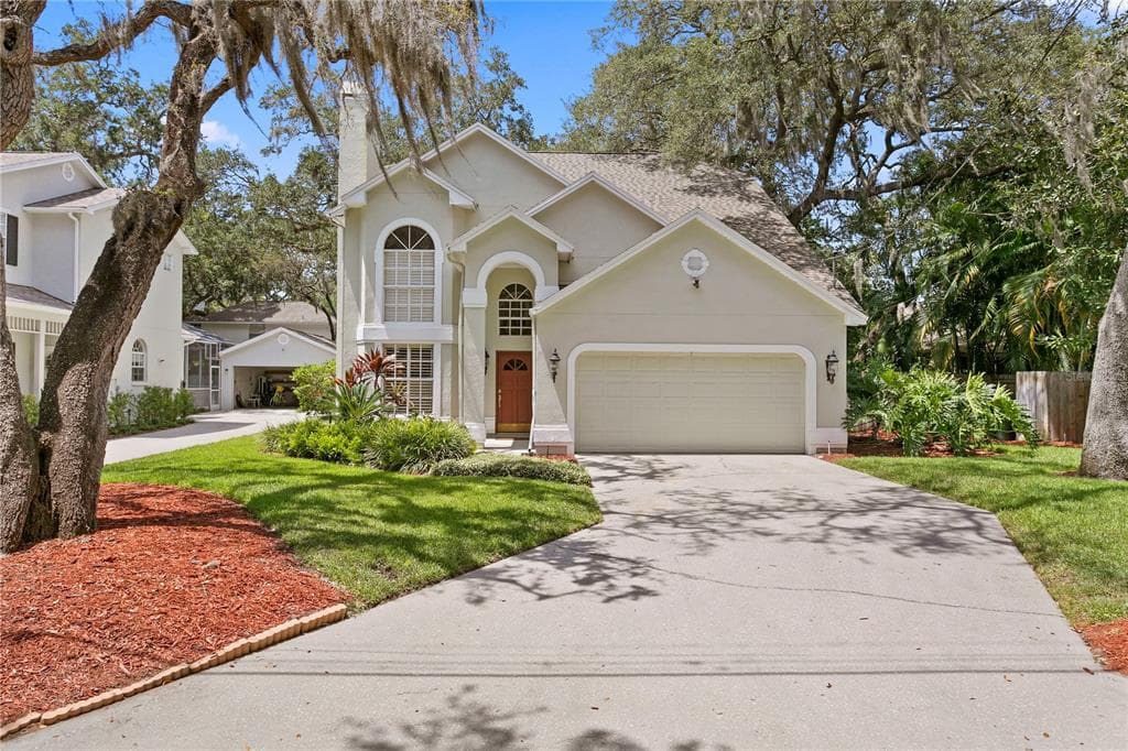 3305 W HAWTHORNE ROAD TAMPA, FL 33611