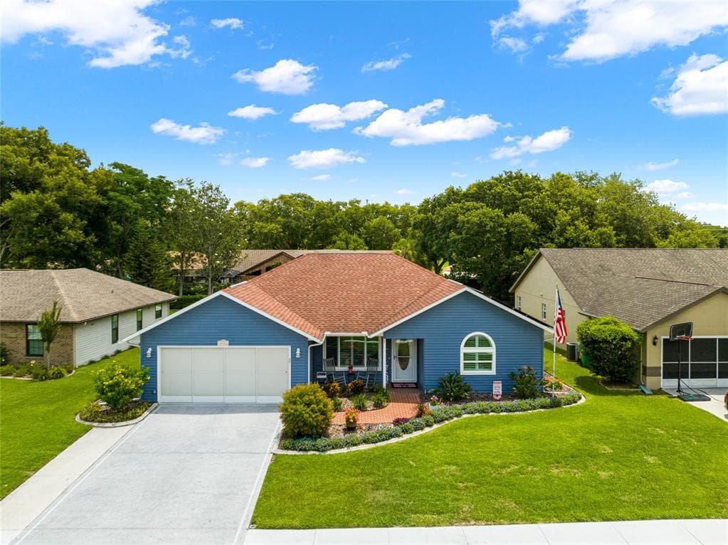 6416 SILVER OAKS DRIVE ZEPHYRHILLS, FL 33542