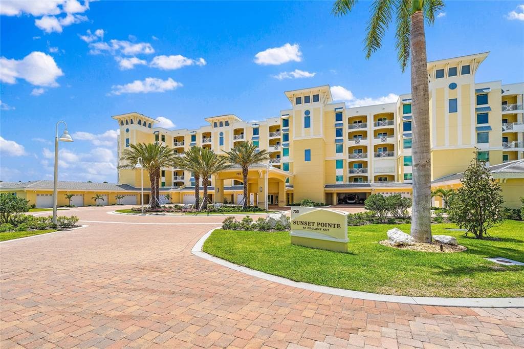 755 COLLANY ROAD UNIT 401 TIERRA VERDE, FL 33715