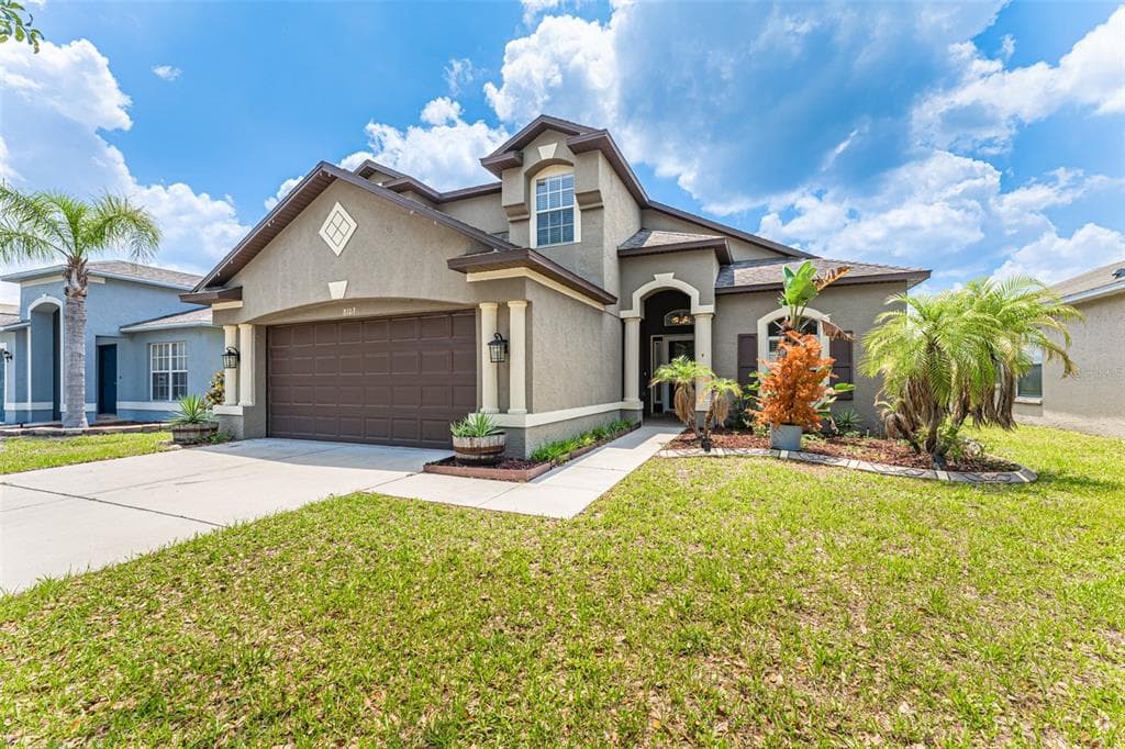 8103 TAR HOLLOW DRIVE GIBSONTON, FL 33534