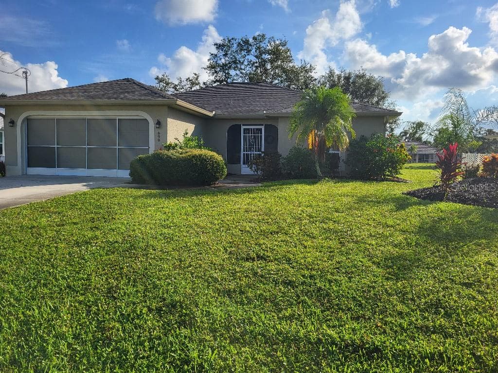 699 ROTONDA CIRCLE ROTONDA WEST, FL 33947