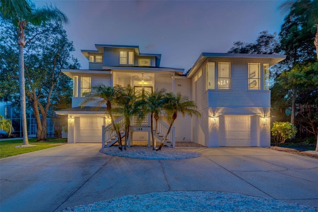 108 PETERSON LANE PALM HARBOR, FL 34683