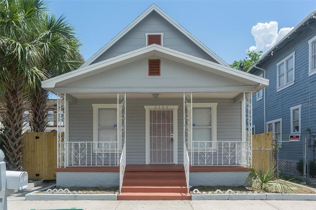 2306 W SPRUCE STREET TAMPA, FL 33607