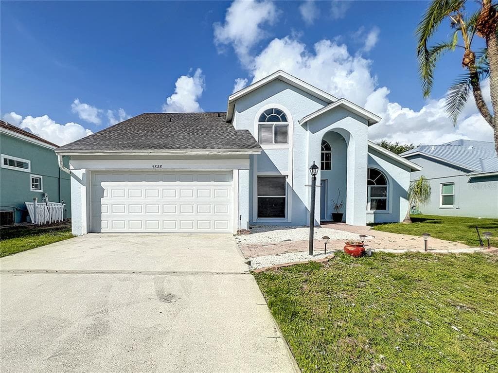 4828 14TH AVENUE E BRADENTON, FL 34208