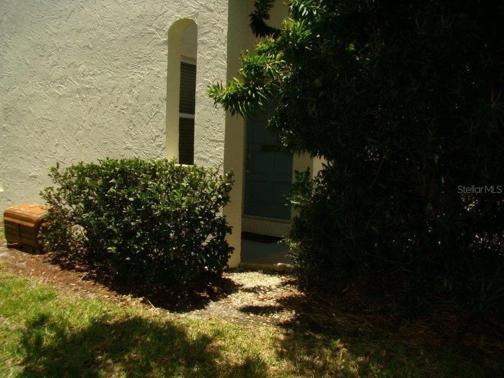 4511 LA CAPRI COURT UNIT 1 TAMPA, FL 33611