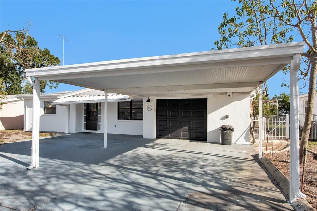 4652 TARAY LANE HOLIDAY, FL 34690