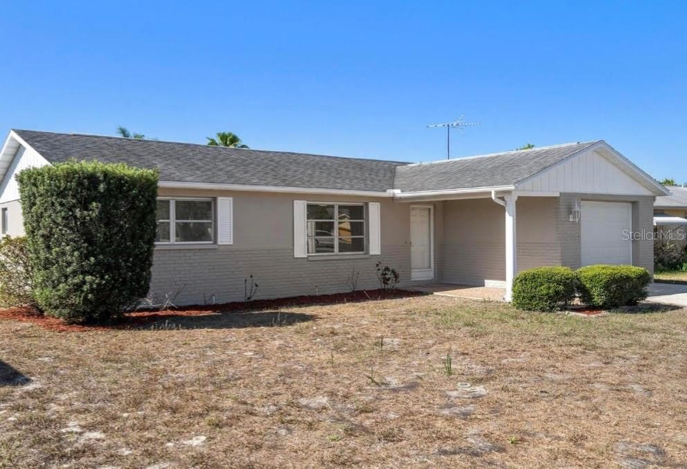 6338 LOMAND AVENUE NEW PORT RICHEY, FL 34653