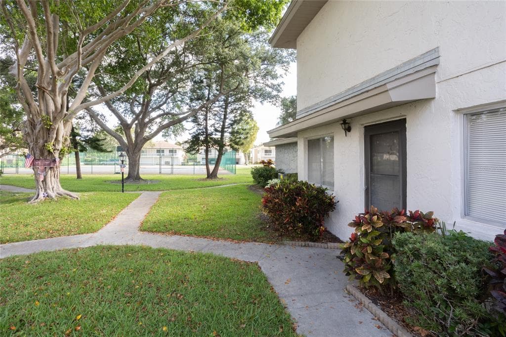 1822 BOUGH AVENUE UNIT 3 CLEARWATER, FL 33760