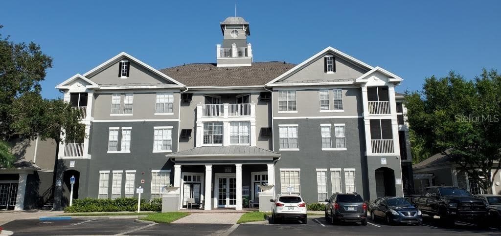 1207 HIGH HAMMOCK DRIVE UNIT 202 TAMPA, FL 33619