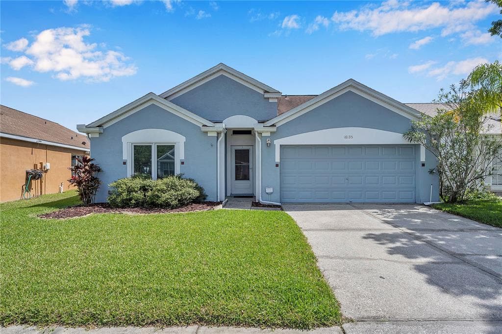 18135 LEAFWOOD CIRCLE LUTZ, FL 33558