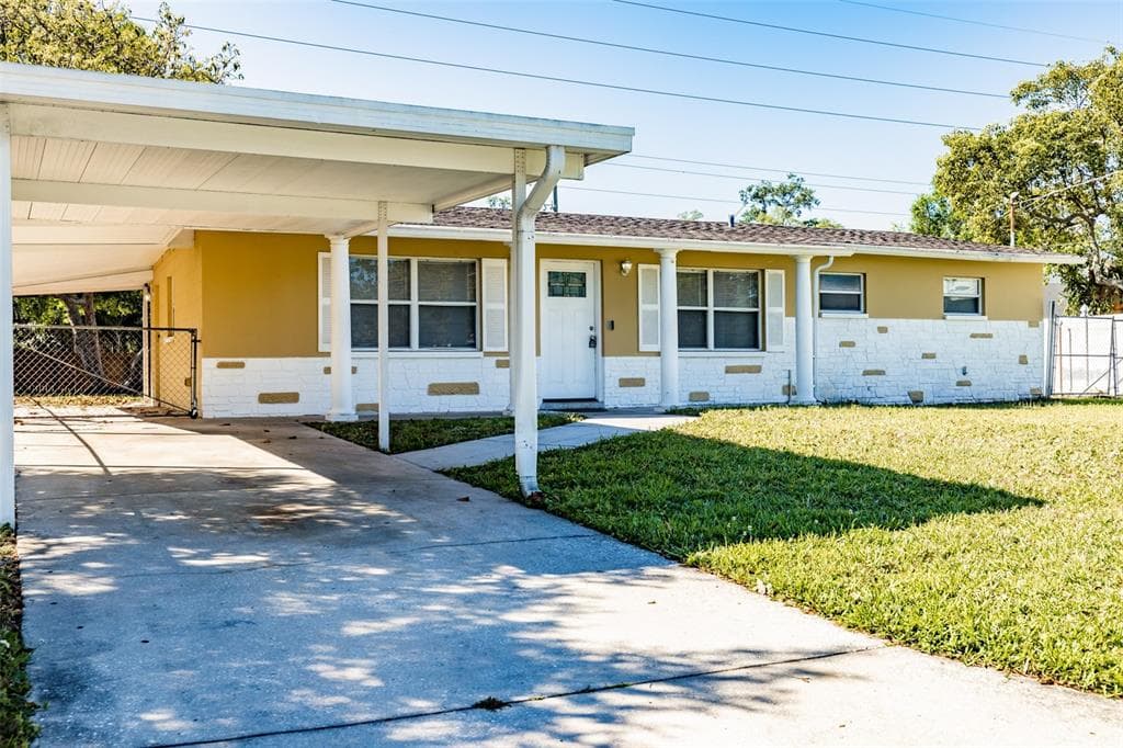 4003 FAWN CIRCLE TAMPA, FL 33610