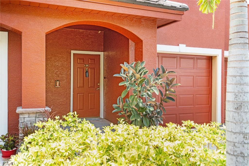 2250 PORTOFINO PLACE UNIT 23-0231 PALM HARBOR, FL 34683