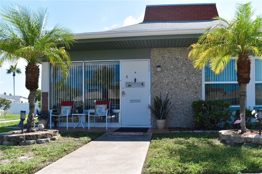 4333 TAHITIAN GARDENS CIRCLE UNIT A HOLIDAY, FL 34691