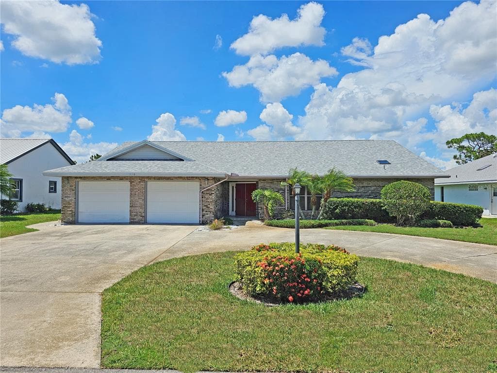 116 SPORTSMAN AVENUE SEBRING, FL 33875