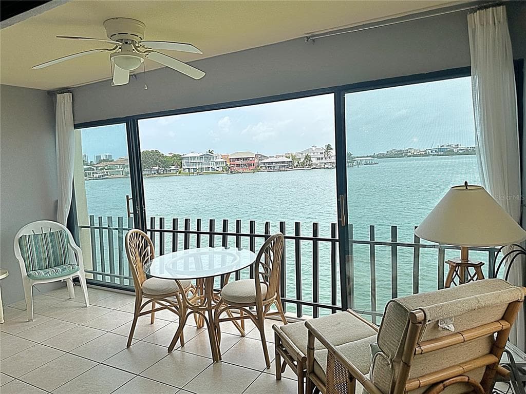 868 BAYWAY BOULEVARD UNIT 208 CLEARWATER, FL 33767