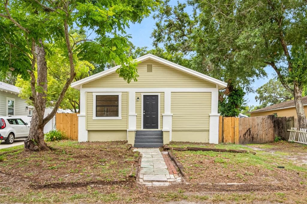 713 E PATTERSON STREET TAMPA, FL 33604