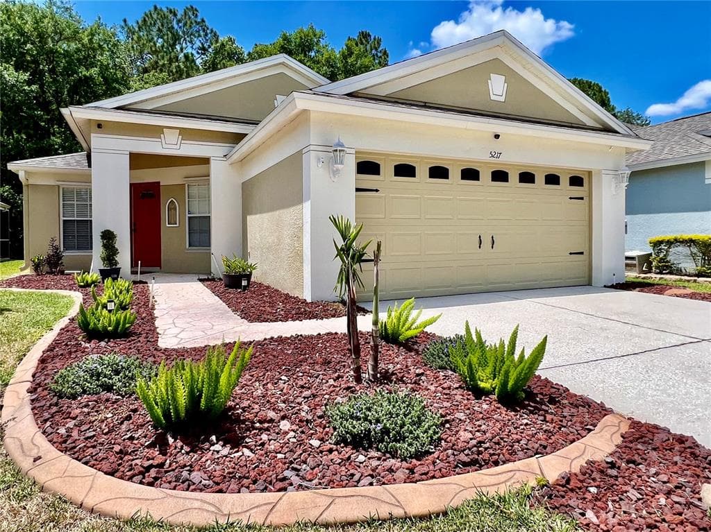5217 GATO DEL SOL CIRCLE WESLEY CHAPEL, FL 33544