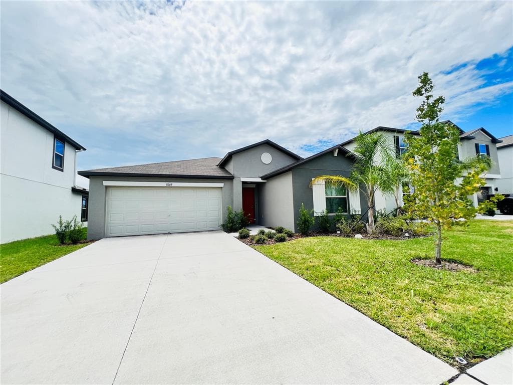 8769 PARSONS HILL BOULEVARD WESLEY CHAPEL, FL 33545