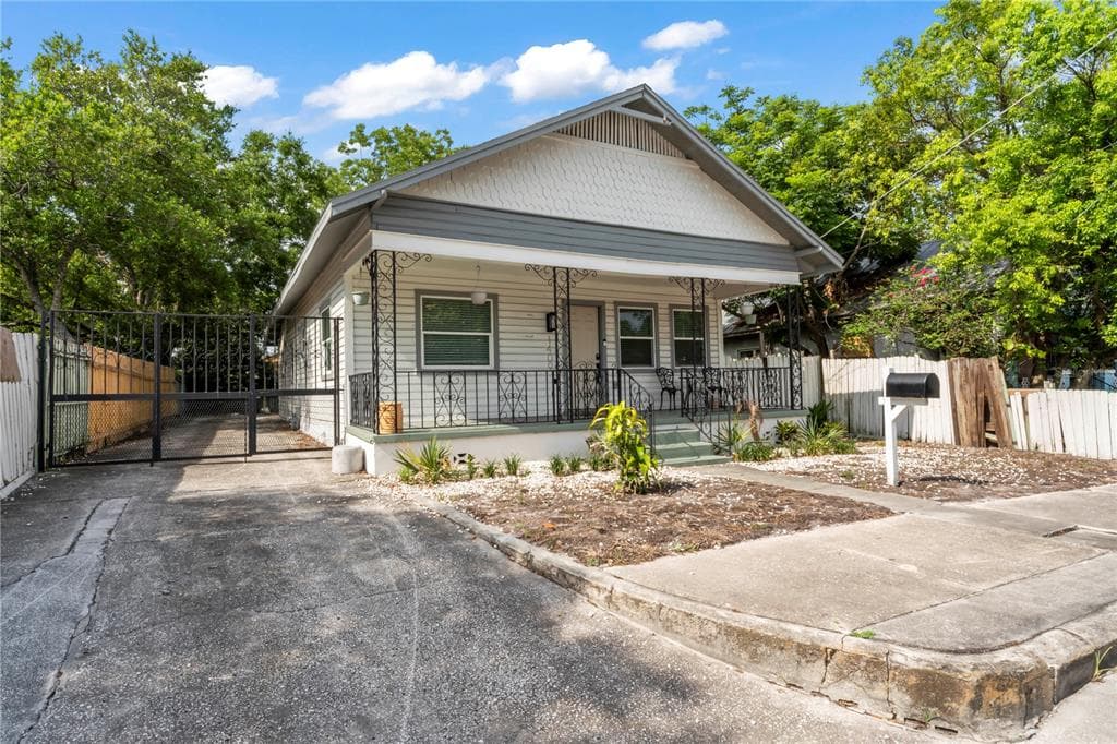1409 E 23RD AVENUE TAMPA, FL 33605