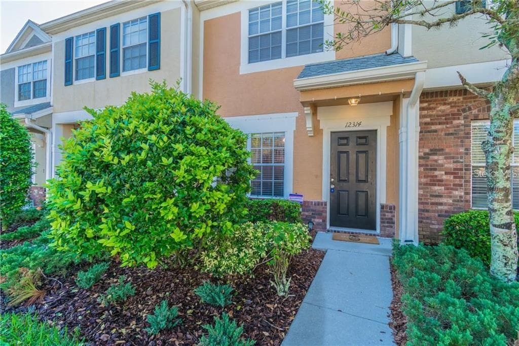 12314 BERKELEY SQUARE DRIVE TAMPA, FL 33626