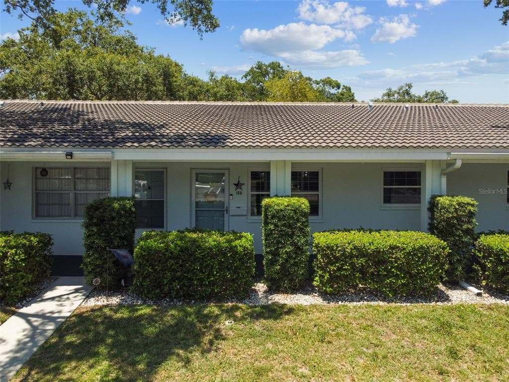 11200 102ND AVENUE UNIT 100 SEMINOLE, FL 33778