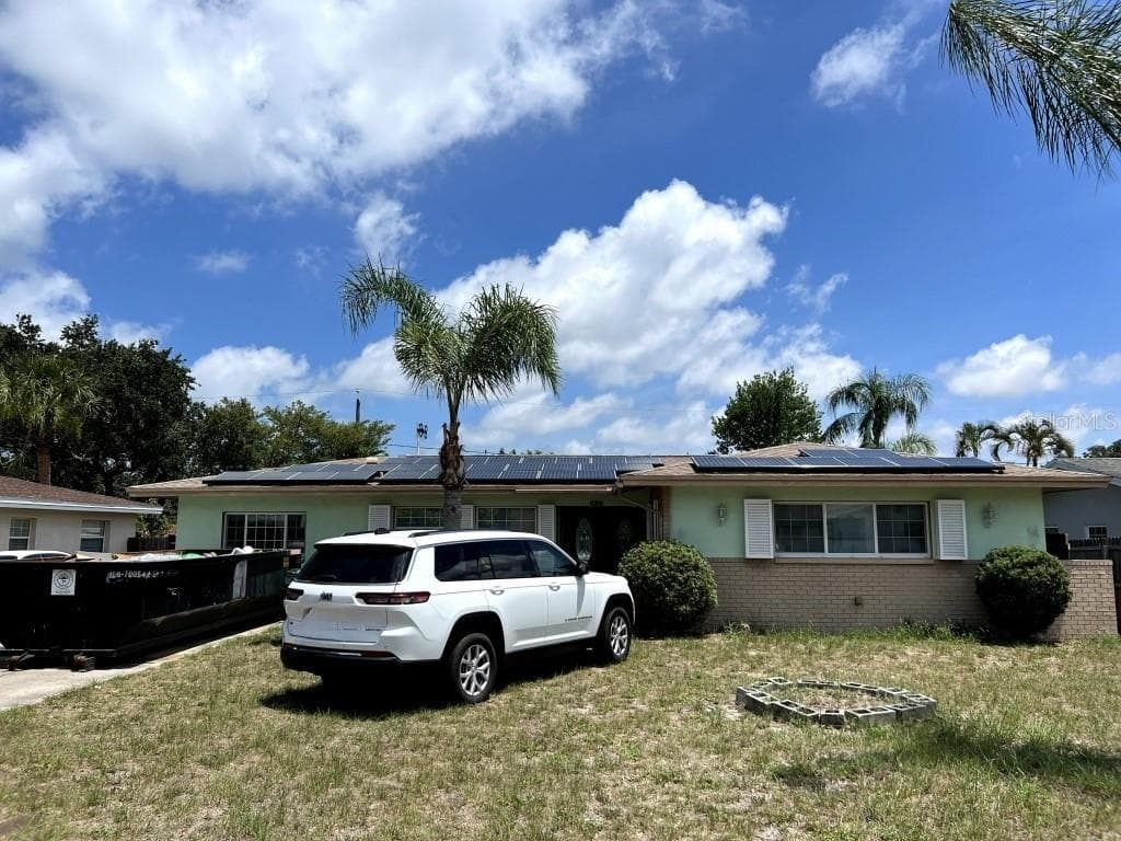 1820 PATLIN CIRCLE S LARGO, FL 33770