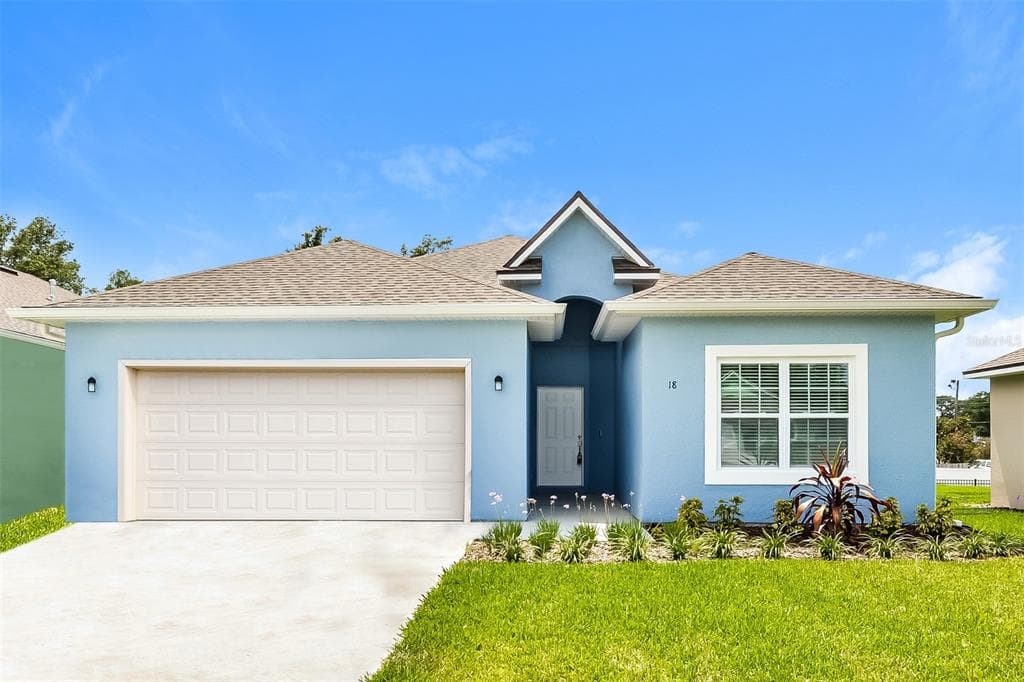 18 ELEVEN OAKS CIRCLE EUSTIS, FL 32726