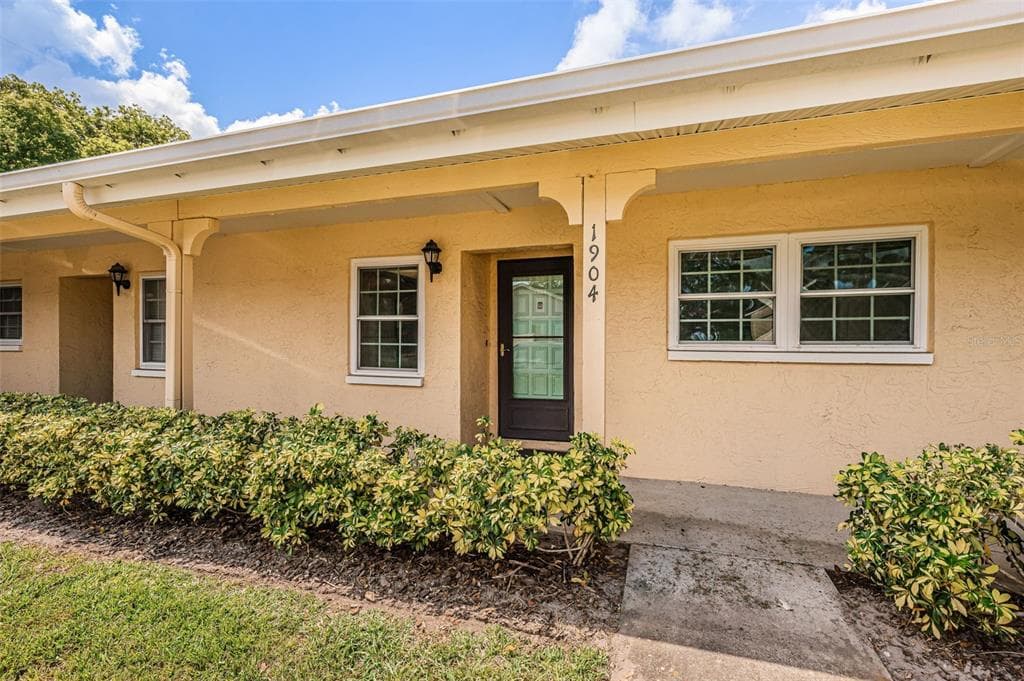 2465 NORTHSIDE DRIVE UNIT 1904 CLEARWATER, FL 33761