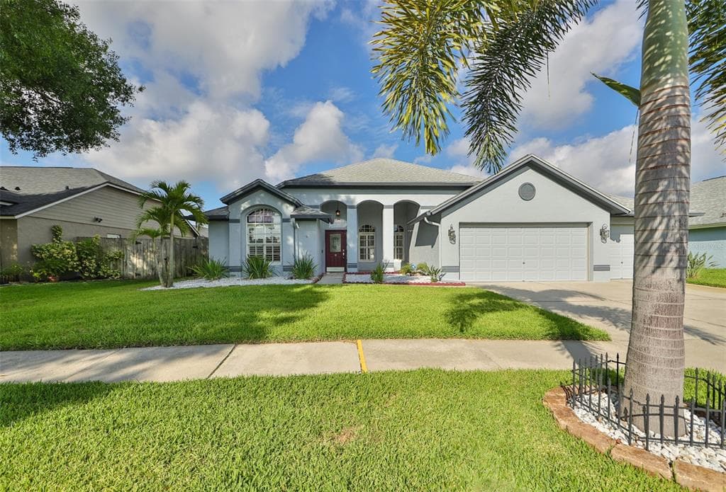 1523 LIONS CLUB DRIVE BRANDON, FL 33511