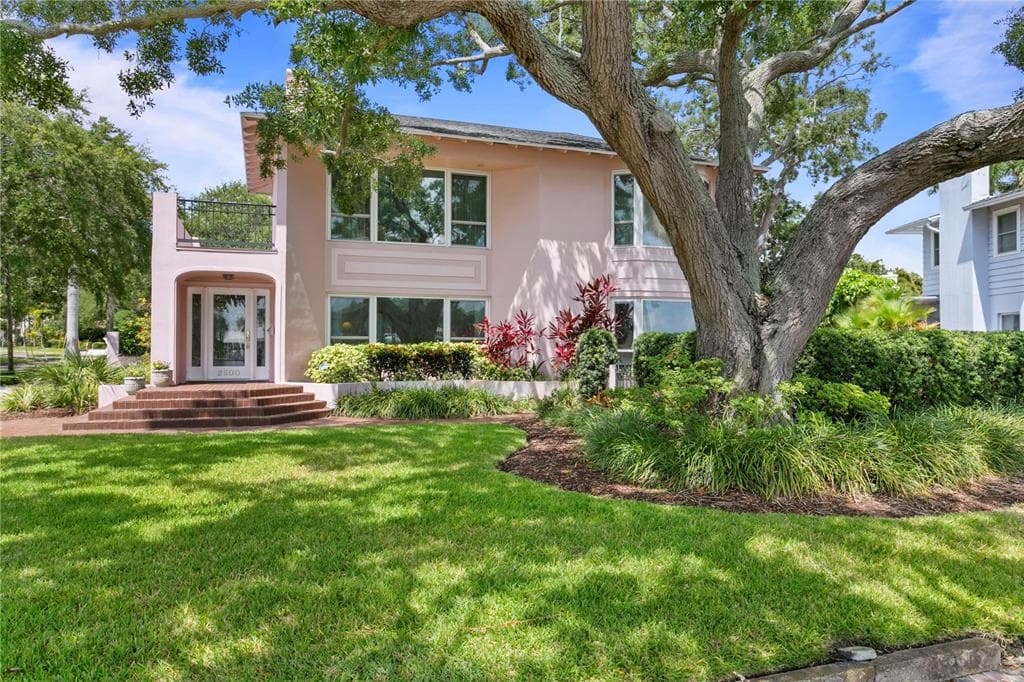 2500 COFFEE POT BOULEVARD NE