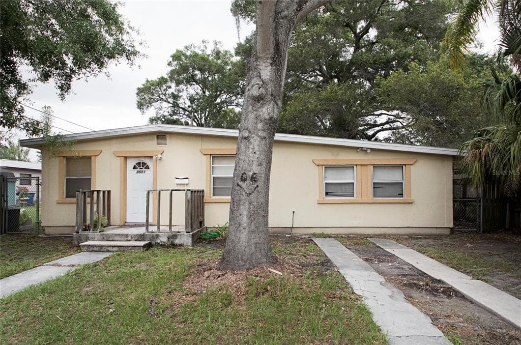 4551 24TH AVENUE S ST PETERSBURG, FL 33711