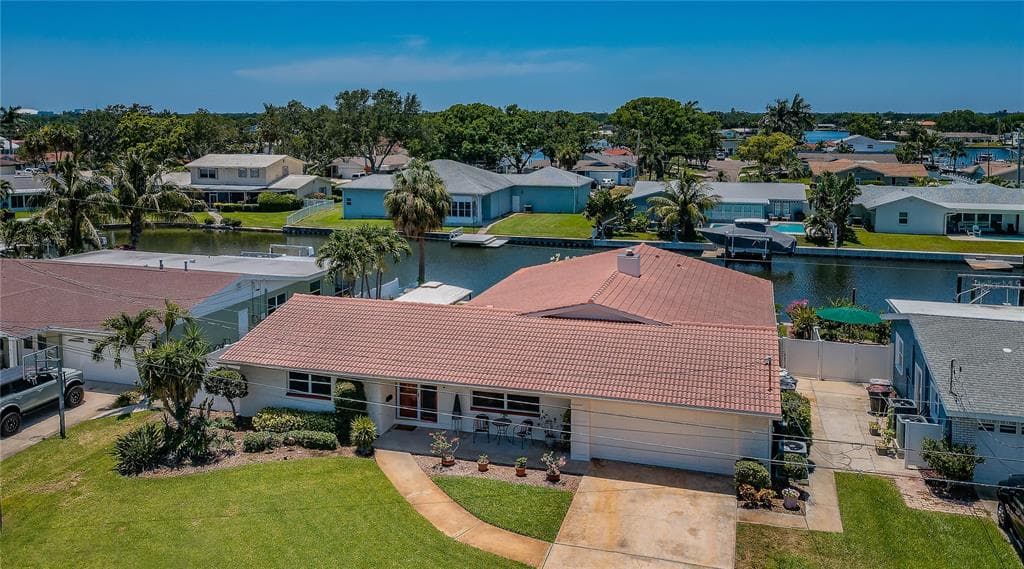 4100 13TH LANE NE ST PETERSBURG, FL 33703