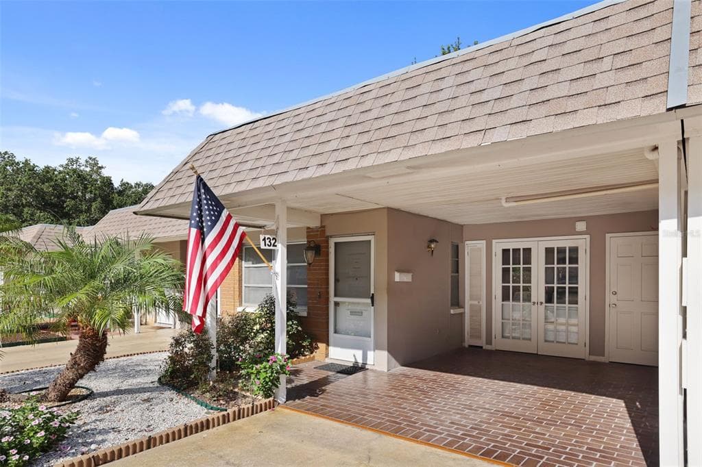132 SKY LOCH DRIVE E DUNEDIN, FL 34698