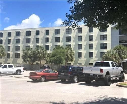 701 S MADISON AVENUE UNIT 305 CLEARWATER, FL 33756