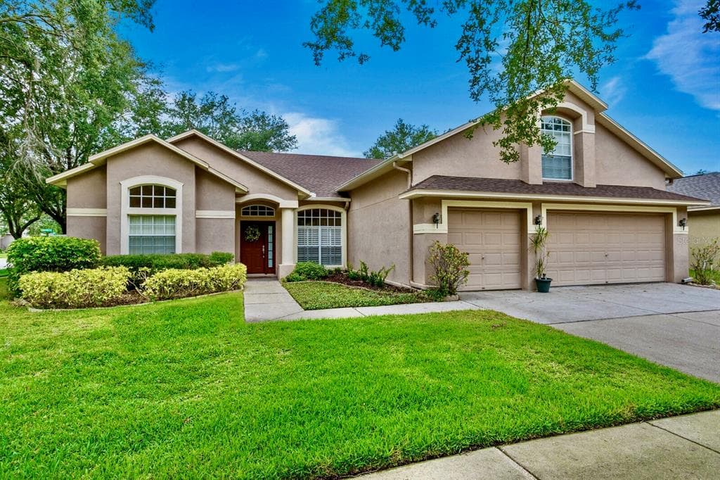 19102 CORMORANT COVE PLACE TAMPA, FL 33647