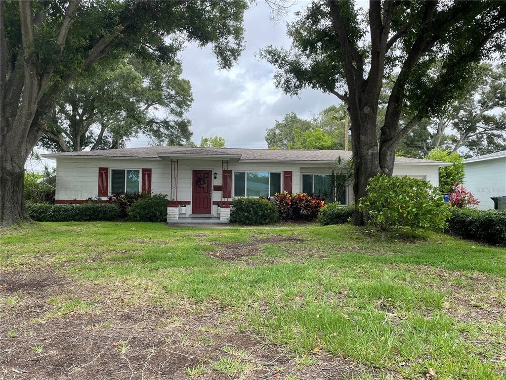 5265 23RD AVENUE N ST PETERSBURG, FL 33710