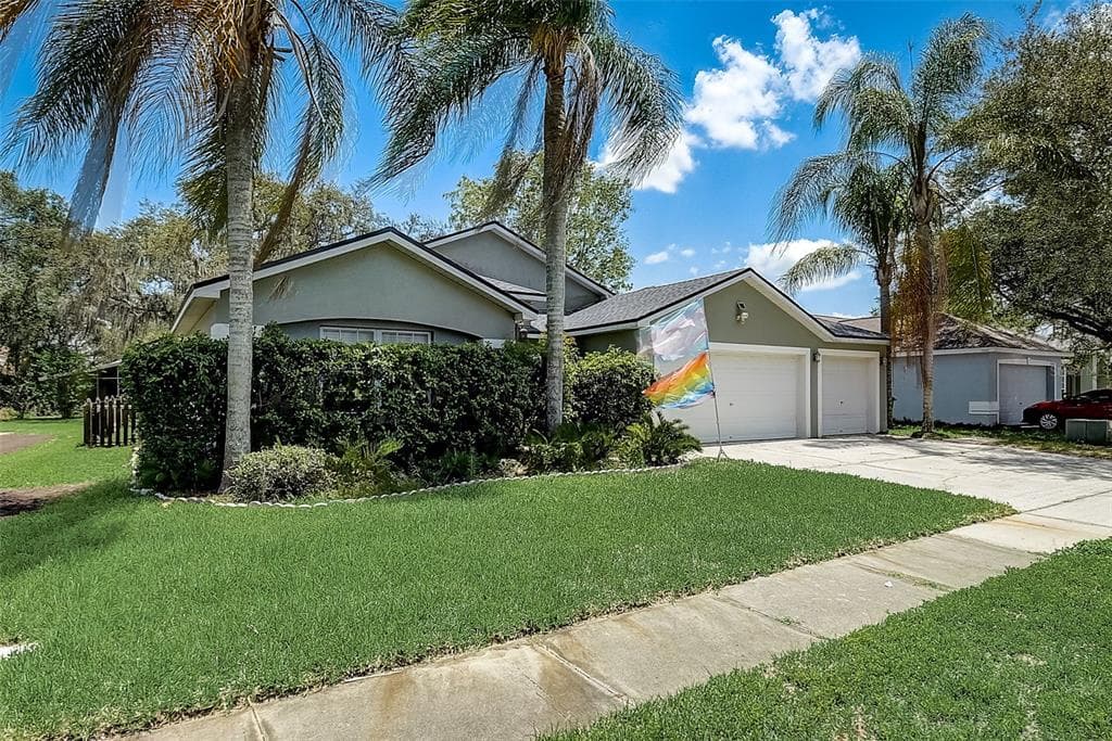 35542 WELBY COURT ZEPHYRHILLS, FL 33541