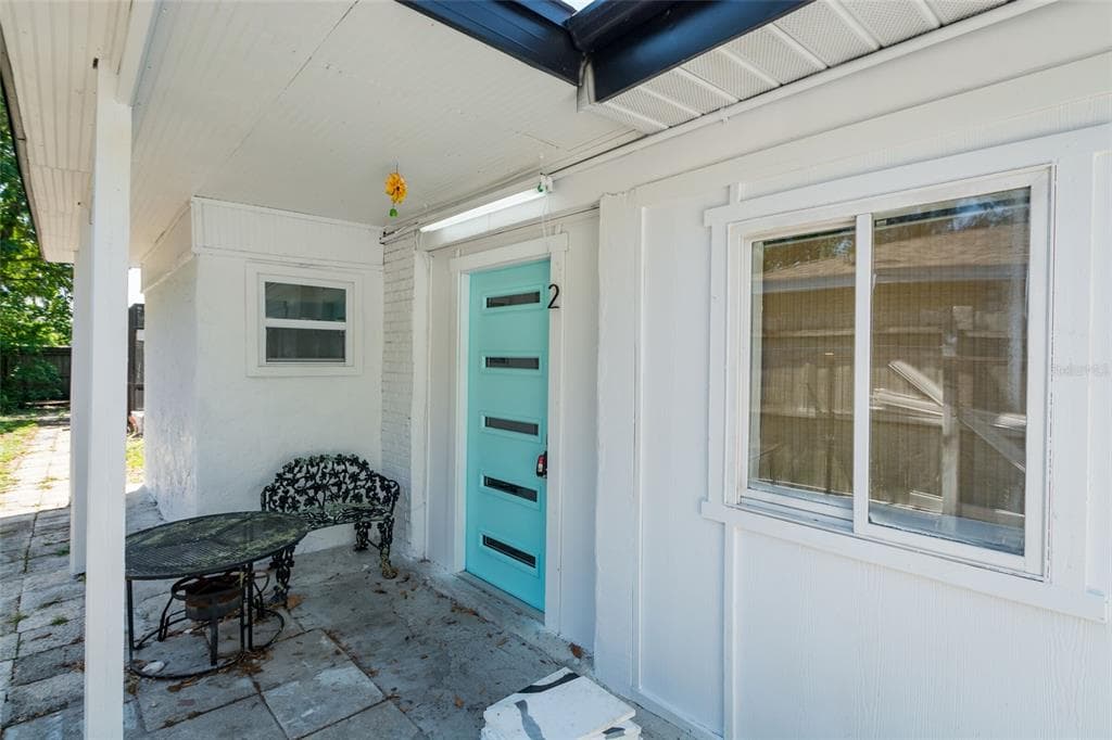 2916 W PARIS STREET TAMPA, FL 33614