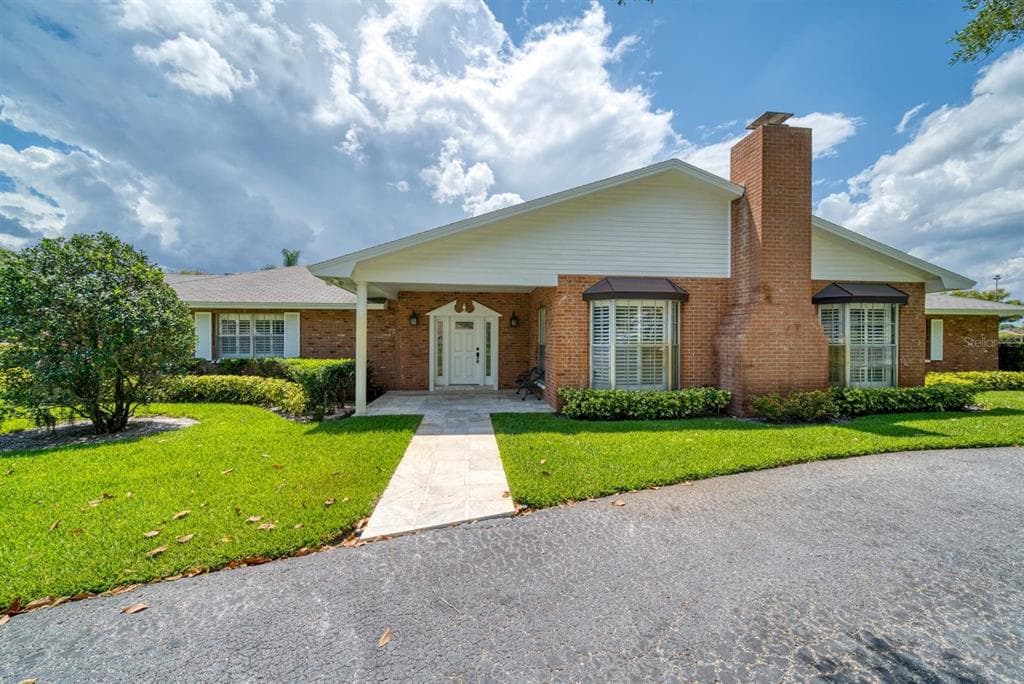 1850 JESSICA ROAD CLEARWATER, FL 33765