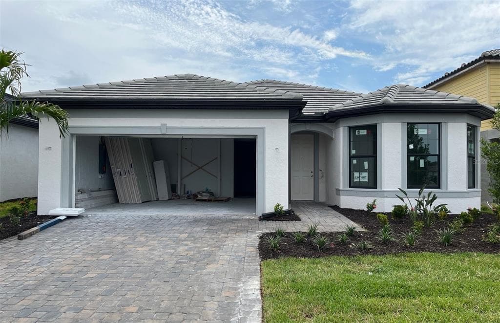 825 PINTAIL COURT BRADENTON, FL 34212