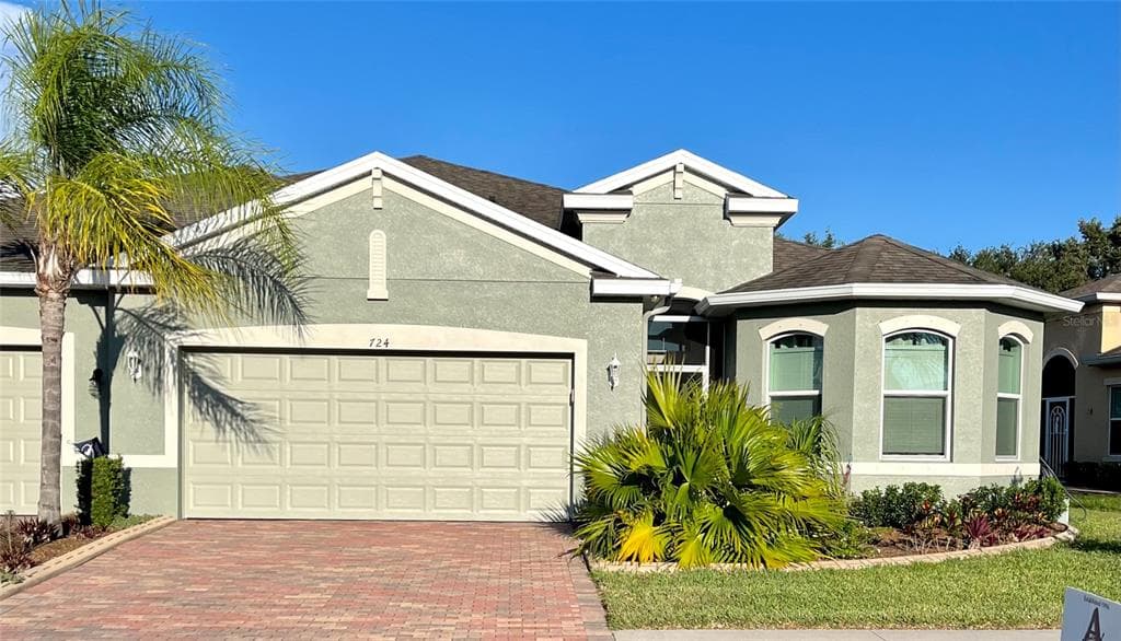 724 CHIPPER DRIVE SUN CITY CENTER, FL 33573