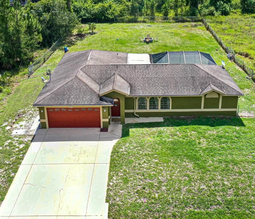 912 LINCOLN AVENUE LEHIGH ACRES, FL 33972