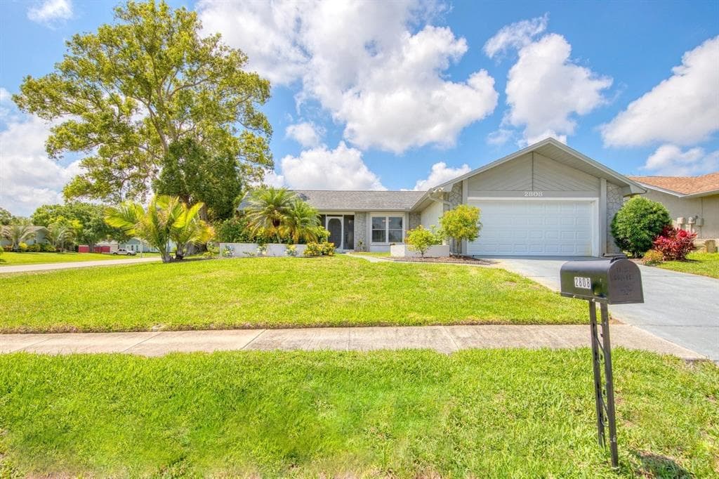 2808 THISTLE COURT S PALM HARBOR, FL 34684