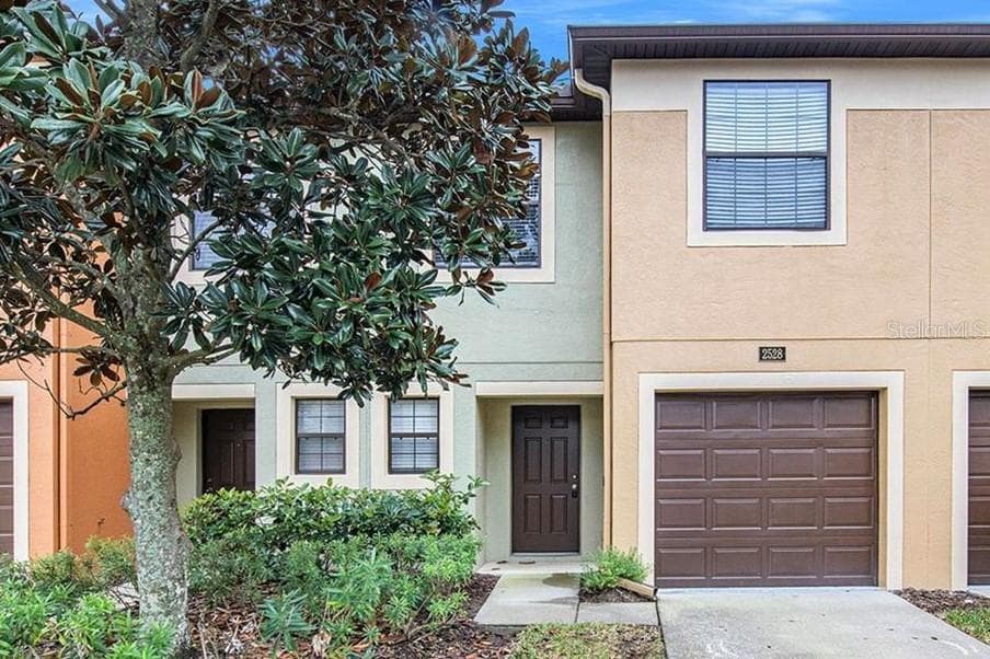 2528 EDGEWATER FALLS DRIVE BRANDON, FL 33511